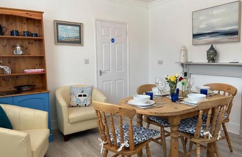 Gorleston-on-Sea House | Smile 'N' Wave