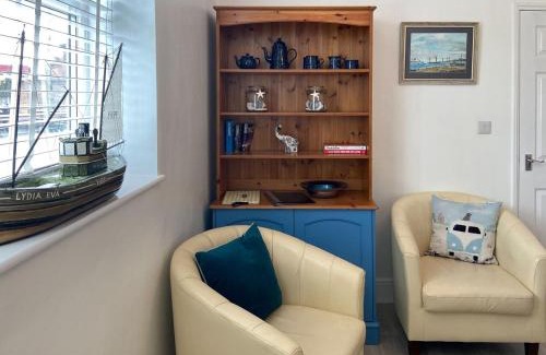 Gorleston-on-Sea House | Smile 'N' Wave