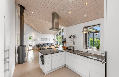 Hou House | "Smilla" - 1.1km from the sea by Interhome