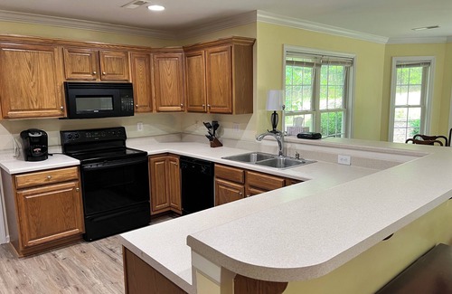 North Shore House | Smith Mountain Lake Area