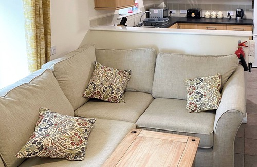 Rhyd-y-foel Cottage | Smithy Barn - HW7592