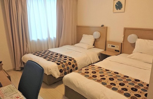 Maejima Hotel | Smoking allowed Twin room breakfast included S/Naha Okinawa
