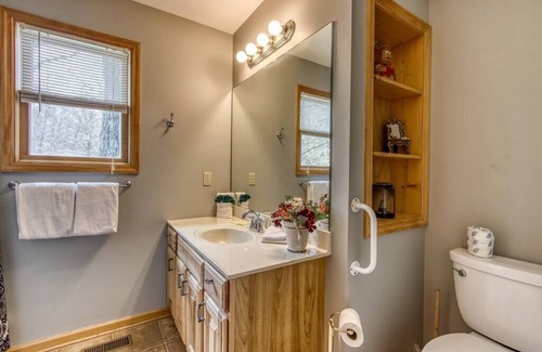 Bluff Mountain House | Smoky Mtn Getaway! Views For Days