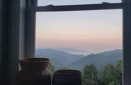 Cherokee House | Smoky Mtn National Park View 4 Pet Friendly Hikers Amazing View Smokey Mountains