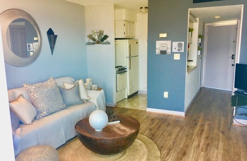Chalet Village Condo | Smoky, Rustic and Relaxing Studio Condo - Views, Pools, Wifi