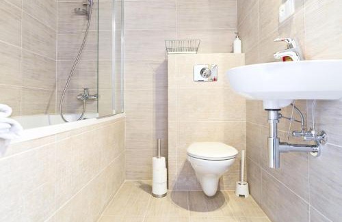 Srodmiescie Apartment | Smolna Apartments by Your Freedom
