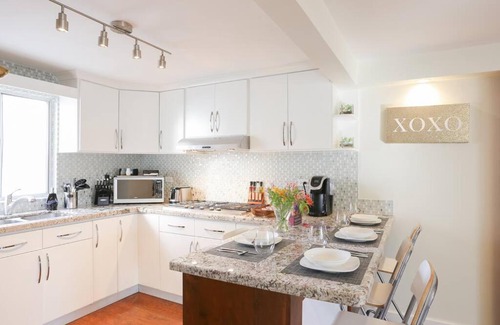 Zona Centro Apartment | Smooth & Vivid Downtown Condo