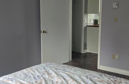 Anne's Land Apartment | Smuck Middle of Island in Quiet Country