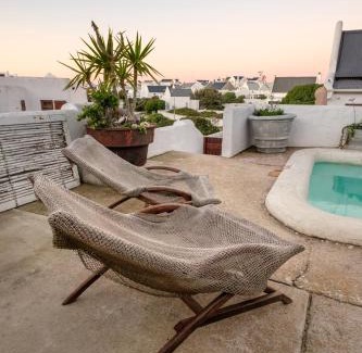 Paternoster Bed & Breakfast | Smugglers' BnB