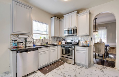 Snellville House | Snellville Abode < 9 Mi to Stone Mtn Park!