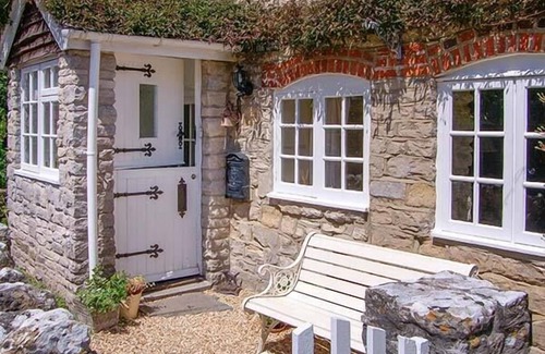 Upwey Cottage | Snooks Cottage, UPWEY