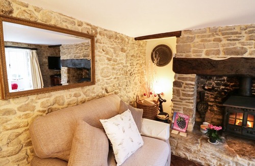 Upwey Cottage | Snooks Cottage, UPWEY