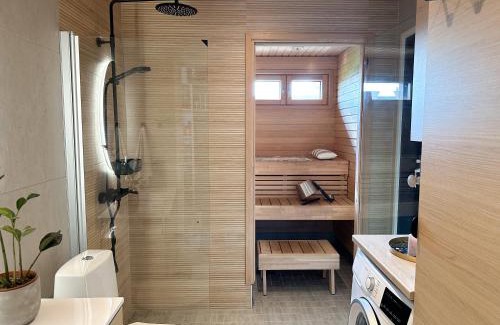 Rovaniemi House | Snow Heaven Suites By BookLapland