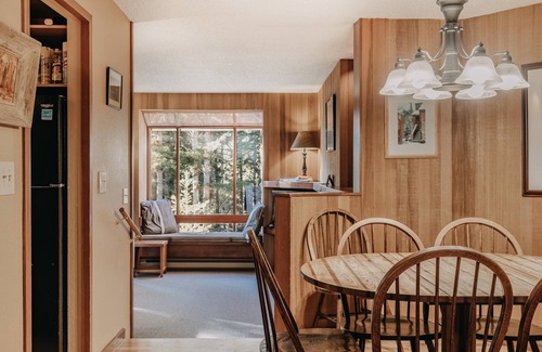 Glacier Condo | Snowater Condo #41 - A spacious condo with private sauna Wifi and a soaker tub