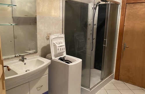 Saint-Maurice-sur-Moselle Apartment | Snowdrop cottage for up to 6 people