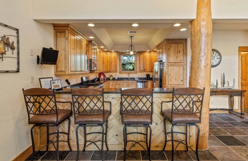 Steamboat Springs House | Snowflake Lodge ~ 4-bedroom home Minutes to the Slopes at Steamboat Ski Resort
