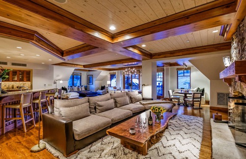 Avon Ski Chalet | Snowflake Penthouse by Cuvee | Mountain&Slope view