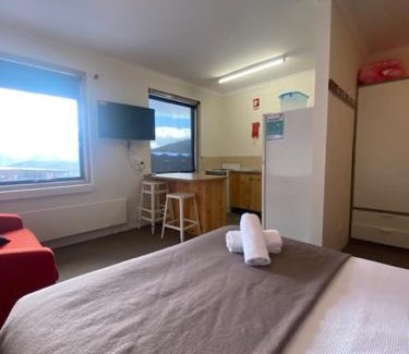 Falls Creek Apartment | Snowland Apartment 6