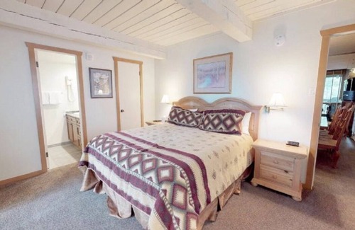 Snowmass Village Condo | Snowmass Ski-In, Ski-Out 4 Bedroom w/ private balcony, views, pool, and hot tub!