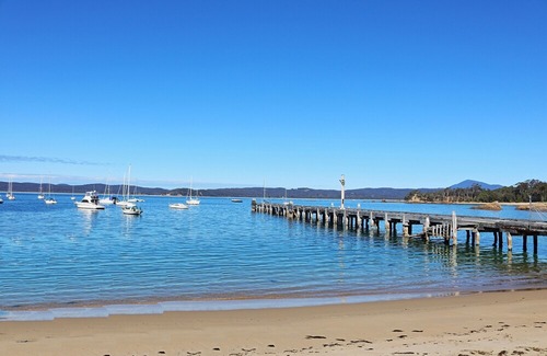Eden Villa | Snug Cove Villas, 2 Bedroom with loft & Stunning Views 1+ nights