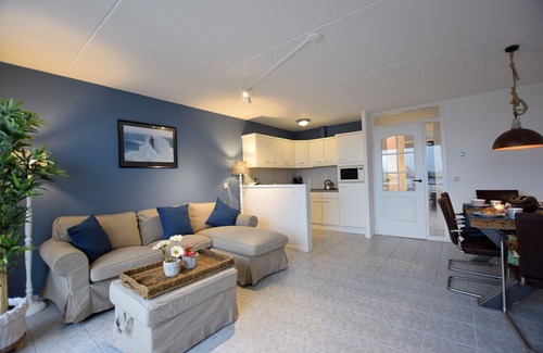 Huissen House | Snug Holiday Home in Huissen near Centre