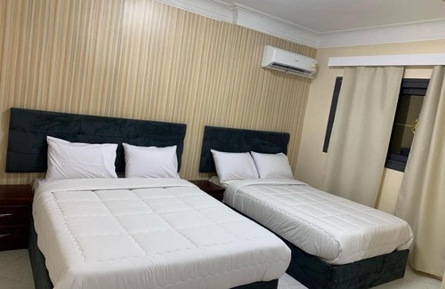 Shurtah al-Dakhlah Hotel | Snug Pyramids Lodge