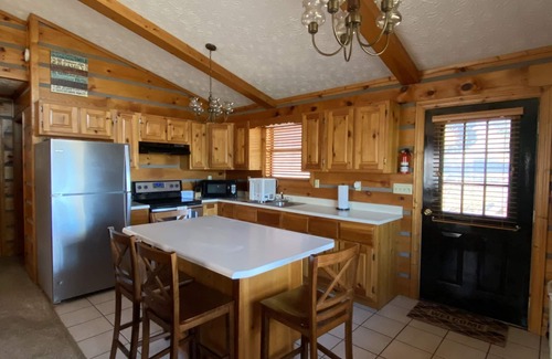 Cosby Cabin | Snuggled-In "A little cabin in the trees"