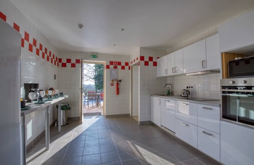 La Chapelle-Saint-Fray Villa | So Villa Chateaubert (72) - Heated pool - Basketball - 2h Paris - 30p.