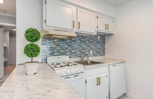 Myrtle Beach Condo | Soak Up the Sun In Style!