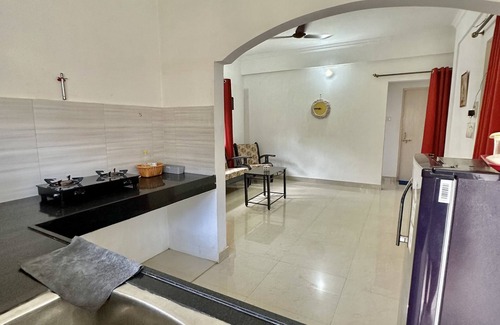 Gauravaddo Apartment | Sober 2 bhk Pet Friendly apartment