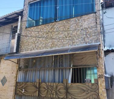 Castanheira House | Sobrado amplo para temporada em Belém
