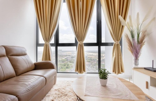 Bandar Kota Bharu Apartment | Sofea Suites @ Troika Kota Bharu #Wifi #Netflix