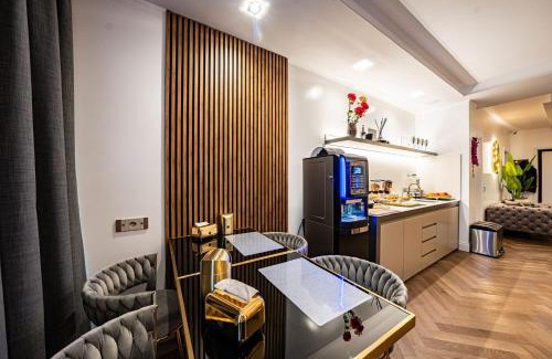 Quartiere XIII Aurelio Bed & Breakfast | SOFIA Ultra Suite Collection