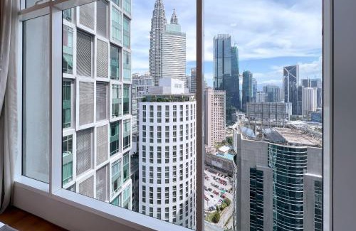 Golden Triangle Apartment | Soho Suites KLCC by Leala