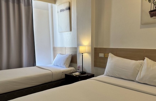 Talibon Hotel | Soi Suites