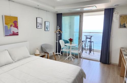 Sokcho Apartment | Sokcho Summitbay 1807 "Ocean View"