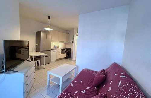Le Couchant Apartment | Sol-y-Days Martinic, Garden level close to the beaches