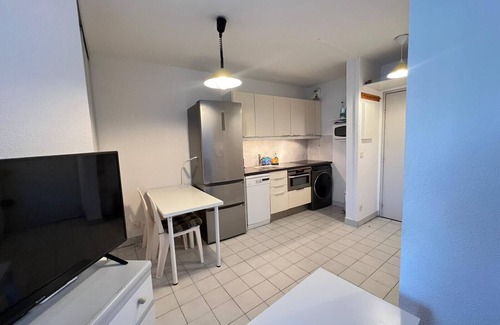 Le Couchant Apartment | Sol-y-Days Martinic, Garden level close to the beaches