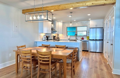 Port St. Joe House | Sol Y Luna, 650 feet of Gulf Views! Sunsets over the water!