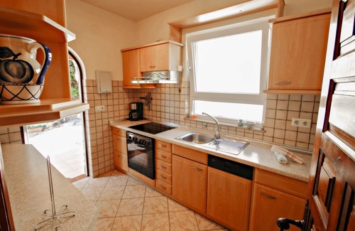 Benissa Coast Villa | Sola - pretty holiday property with garden and private pool in Benissa