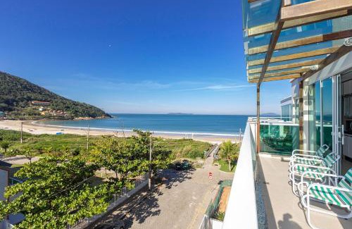 Quatro Ilhas Apartment | Solar das Ilhas 303 – Linda Cobertura Duplex com Piscina Privativa e Vista Panorâmica para o Mar de Quatro Ilhas.