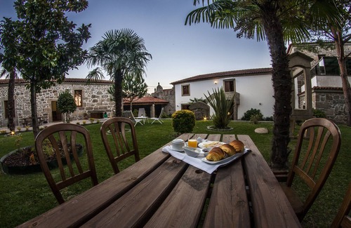 Cedros House | Solar do Areal, the refuge in the city of Braga