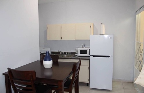 Sabana Abajo House | Solar Powered Apartment 10 minutes drive to the beach and SJU airport!