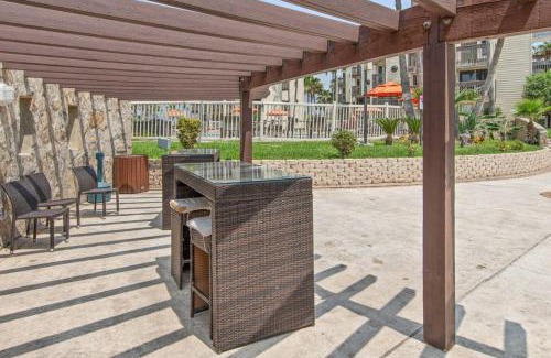 South Padre Island Apartment | Solare Tower Sunset Panorama Paradise