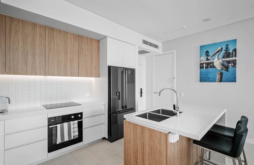 Forster Apartment | Solaris 610 overlooking the lake.