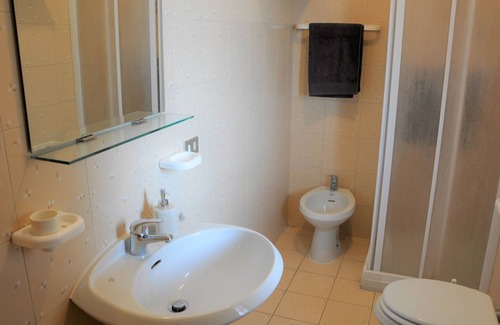 Lazise Apartment | Sole del Garda by Interhome