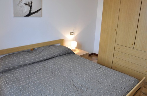Lazise Apartment | Sole del Garda by Interhome