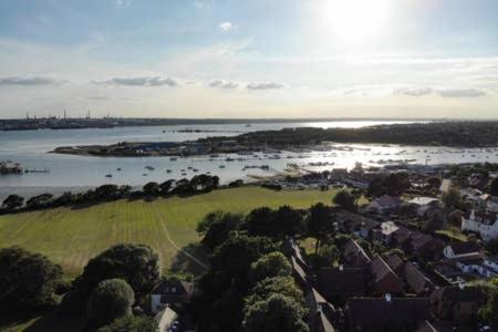 Netley House | Solent View