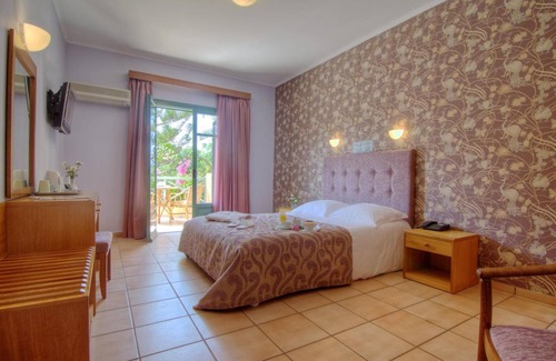 Malia Hotel | Solimar Ruby