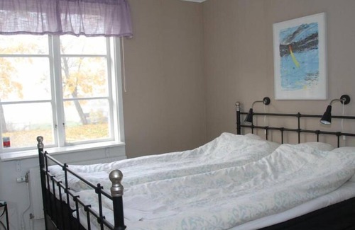 Kolsva Bed & Breakfast | Solmyra 56 Gästhem